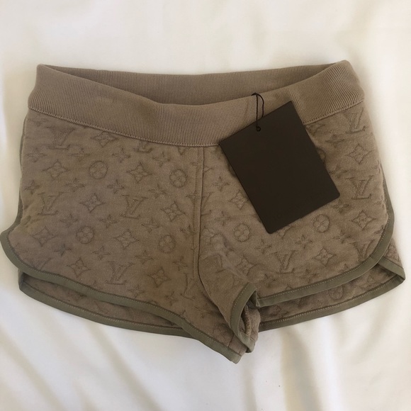 RARE Louis Vuitton Size Small Monogram Shorts - Picture 1 of 5